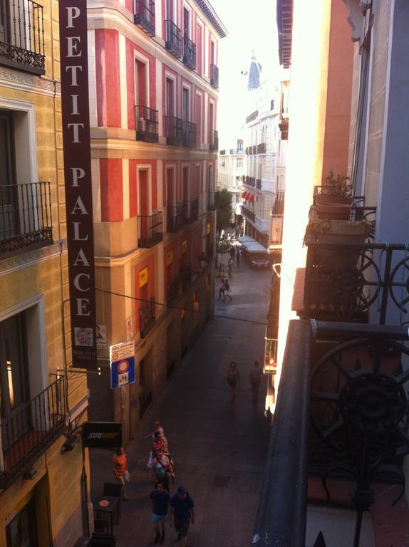 马德里 商业旅馆酒店 客房 照片